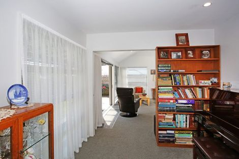 Photo of property in 4b Shanley Crescent, Waiuku, 2123