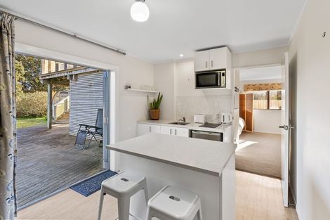 Photo of property in 279 Peka Peka Road, Peka Peka, Waikanae, 5391