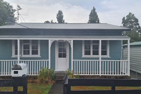 Photo of property in 30 Johnston Street, Featherston, 5710