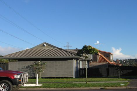 Photo of property in 1/203 Burswood Drive, Burswood, Auckland, 2013
