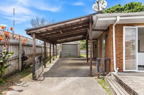 Photo of property in 15 Kopi Place, Massey, Auckland, 0614