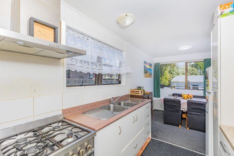 Photo of property in 10a Hamblyn Place, Ranui, Auckland, 0612