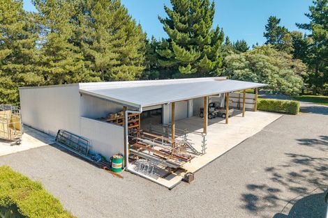 Photo of property in 32 Scarlet Oak Drive, West Melton, Christchurch, 7676