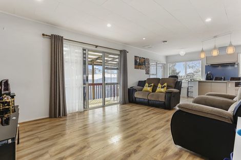 Photo of property in 7 Talmar Place, Massey, Auckland, 0614