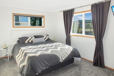 Photo of property in 8a Te Awa Street, Foxton Beach, Foxton, 4815