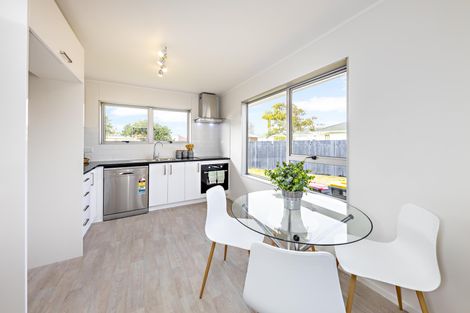 Photo of property in 36 Cranmere Crescent, Mangere East, Auckland, 2024