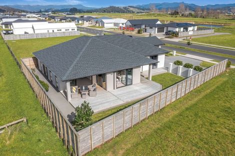 Photo of property in 168 Kupe Drive, Whitianga, 3510