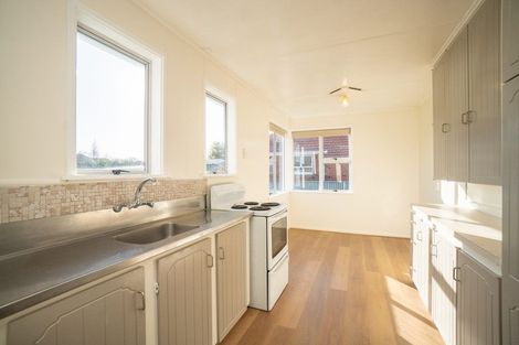 Photo of property in 29 Andrew Avenue, Roslyn, Palmerston North, 4414