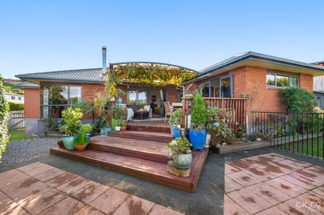 Photo of property in 53 Riverstone Drive, Riverstone Terraces, Upper Hutt, 5018