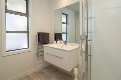 Photo of property in 36a Cross Street, Raglan, 3225