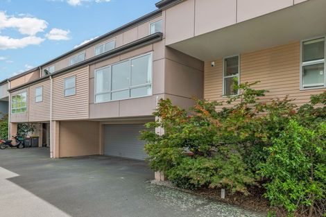 Photo of property in 8b Broadbent Street, Riccarton, Christchurch, 8041