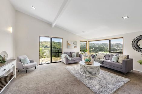 Photo of property in 20 Bay Lair Grove, Island Bay, Wellington, 6023