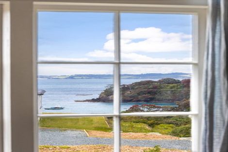 Photo of property in 204 Cape Rodney Road, Leigh, 0985