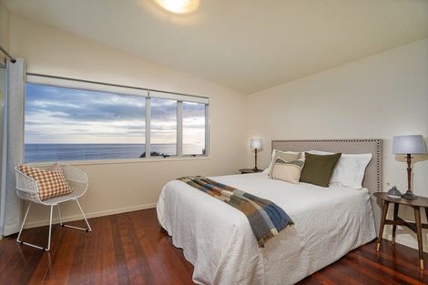 Photo of property in 92 Ocean Beach Road, Tairua, 3508