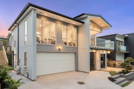 Photo of property in 2 Craigs Way, Hobsonville, Auckland, 0616