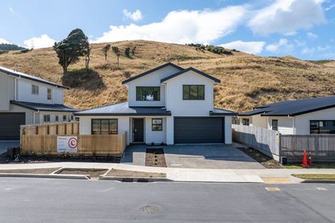 Photo of property in 48 Rochdale Drive, Churton Park, Wellington, 6037