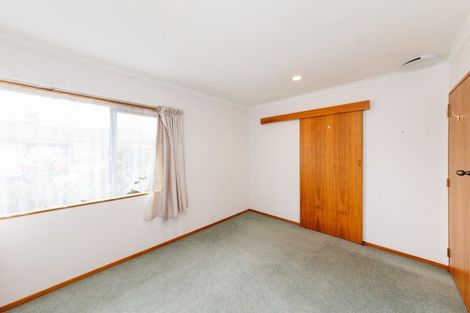 Photo of property in 9 Edgecombe Court, Roslyn, Palmerston North, 4414