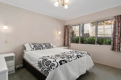 Photo of property in 384b Devonport Road, Tauranga South, Tauranga, 3112