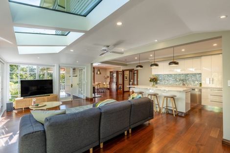 Photo of property in 23 Brougham Street, Nelson South, Nelson, 7010