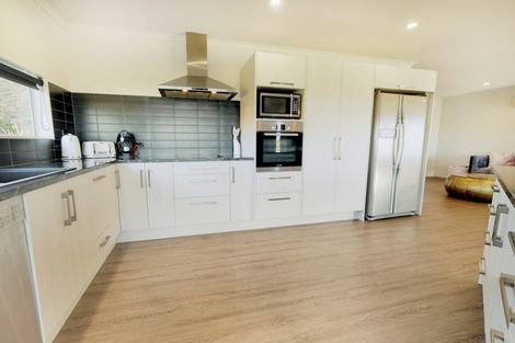 Photo of property in 21 Riverview Place, Waipu, 0582