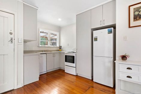 Photo of property in 79 Kaurilands Road, Titirangi, Auckland, 0604