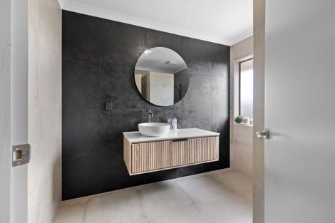 Photo of property in 21 Liberty Grove, Kelvin Grove, Palmerston North, 4414