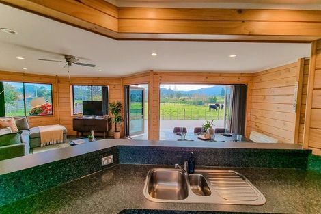 Photo of property in 1175 Tiki Sh25 Road, Coromandel, 3506