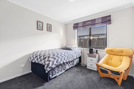 Photo of property in 1 Waikiwi Way, Papamoa, 3118