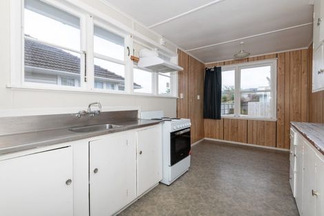 Photo of property in 313 Oxford Terrace, Avalon, Lower Hutt, 5011