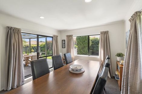 Photo of property in 2 Ashleigh Way, Waikanae Beach, Waikanae, 5036