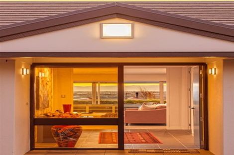 Photo of property in 2 Somerton Rise, Westmorland, Christchurch, 8025