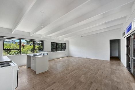 Photo of property in 99 Seabrook Avenue, New Lynn, Auckland, 0600