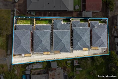 Photo of property in 4253 Great North Road, Glendene, Auckland, 0602