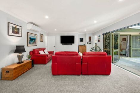 Photo of property in 54 Acacia Bay Road, Nukuhau, Taupo, 3330