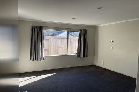 Photo of property in 15 Sophies Way, Papamoa Beach, Papamoa, 3118