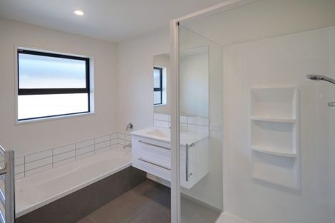 Photo of property in 31 Minerva Crescent, Woodend, 7610