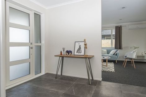 Photo of property in 14 Hehan Close, Cambridge, 3434