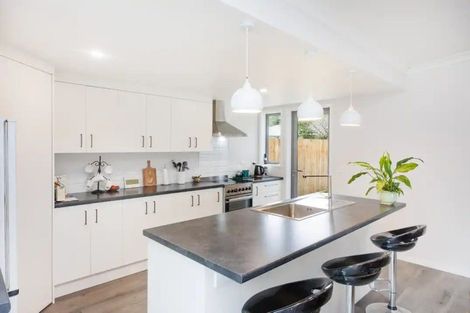 Photo of property in 5a Aokautere Drive, Fitzherbert, 4410