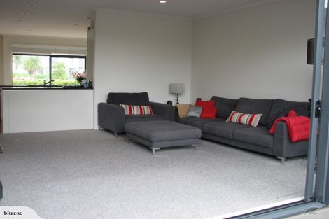 Photo of property in 17 Styak Street, Stonefields, Auckland, 1072