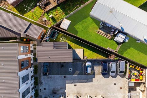 Photo of property in 9/3 Abbotleigh Avenue, Te Atatu Peninsula, Auckland, 0610