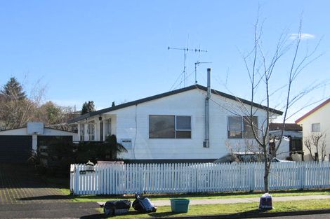 Photo of property in 20 Lindsay Crescent, Nawton, Hamilton, 3200