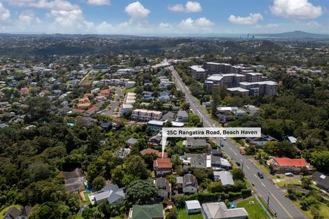 Photo of property in 2/35a Rangatira Road, Beach Haven, Auckland, 0626