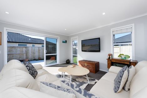 Photo of property in 5 Batty Street, Papamoa Beach, Papamoa, 3118