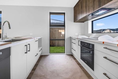 Photo of property in 34 Harry Manship Crescent, Halswell, Christchurch, 8025