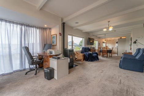 Photo of property in 9-11a Campbell Street, Maori Hill, Timaru, 7910