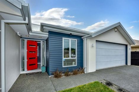 Photo of property in 35 Reka Street, Parklands, Christchurch, 8083