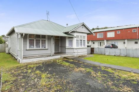 Photo of property in 69 Burns Street, South Dunedin, Dunedin, 9012