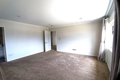 Photo of property in 73 Rosewell Crescent, Flat Bush, Auckland, 2019