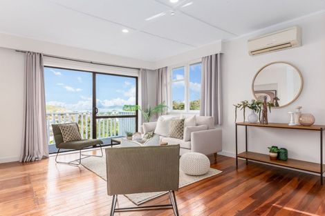 Photo of property in 2 Mapplebeck Street, Titahi Bay, Porirua, 5022