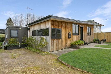 Photo of property in 43 Chesham Avenue, Waipahihi, Taupo, 3330
